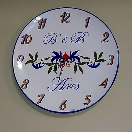 Ares 住宿加早餐酒店 *