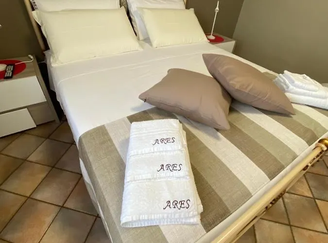 Ares Bed & Breakfast *